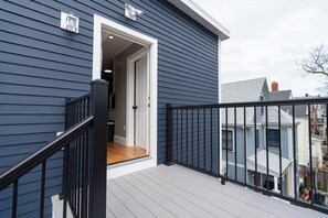 Exterior detail - 558/3 - 3BR Boston - Modern Nest near Franklin Park (Boston)