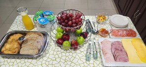 Tägliches inbegriffenes Frühstücksbuffet