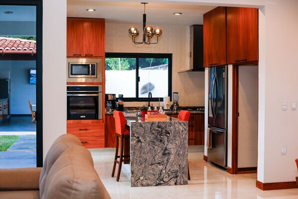 Microwave, oven, stovetop, coffee/tea maker