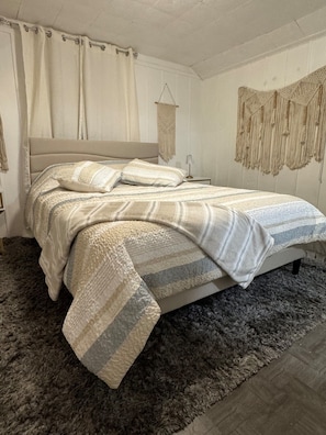 2 bedrooms, internet