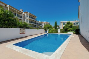 Pool - Red Velvet | Spacious & Bright Villa 800m Beach (Albufeira)