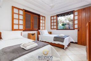 Unclassified image, 4 of 38, button - Bz46 Casa 150 metros da praia 5 suites (Buzios)