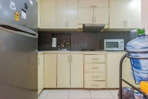 Private kitchen - House in downtown Cancun: CasaArbol. (Cancún)