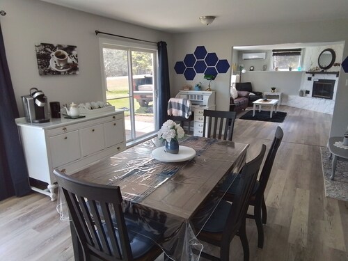 Beautiful, cozy, spacious suite located central PEI. 3 bedrooms 4 beds. 