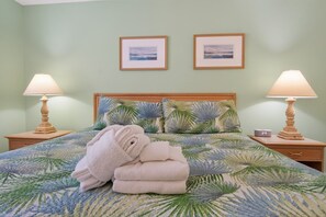 2 slaapkamers, een bureau, een strijkplank/strijkijzer, wifi