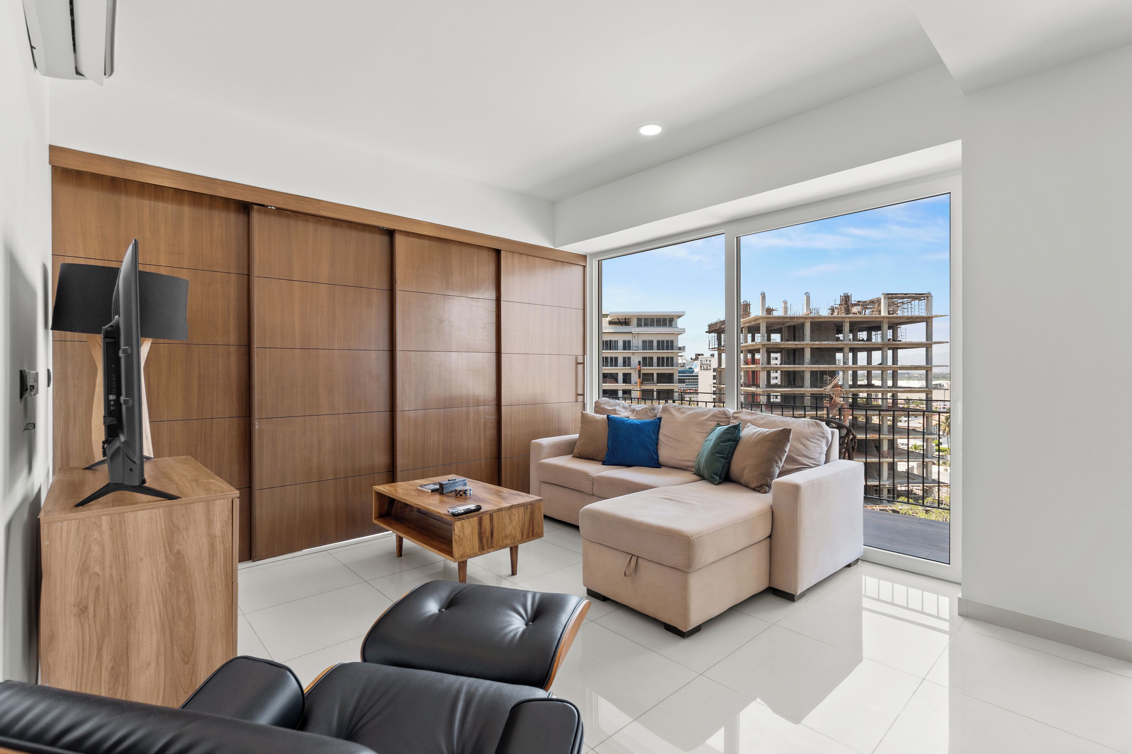 Zoho Skies 3bdr, 2 Bath, With Parking - Puerto Vallarta