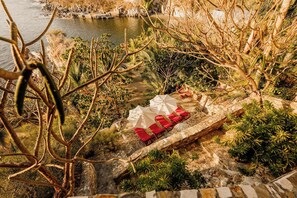 Property grounds - Luna Kuku • Private Beachfront Villa with Chef, Kayaks & Luxury Amenities (Zihuatanejo)