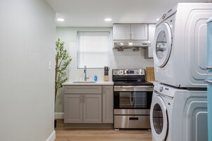 Apartment, 2 Bedrooms | Living area