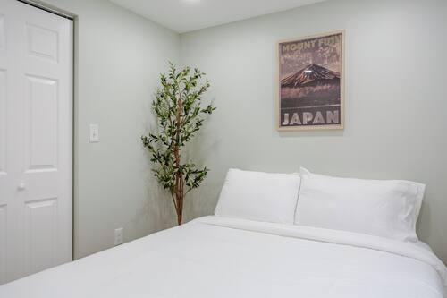 Apartment, 2 Schlafzimmer | Badezimmer | Duschwanne, Handtücher, Seife, Shampoo