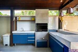 BBQ/picnic Area - Bz49 Casa 350m da praia Condomínio (Buzios)