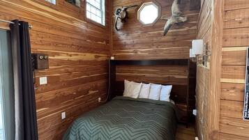 1 sovrum, strykjärn/strykbräda, wi-fi och sängkläder