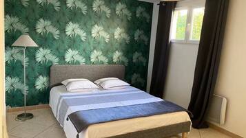 3 chambres, bureau, lit parapluie, Wi-Fi