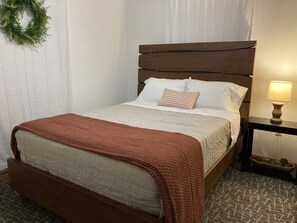 4 soverom, strykejern/-brett, wi-fi (inkludert) og sengetøy