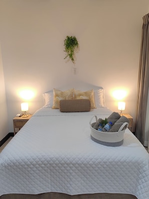 Executive Single Room, 1 Double Bed, Non Smoking, Air conditioning | Premium bedding, individually decorated, individually furnished