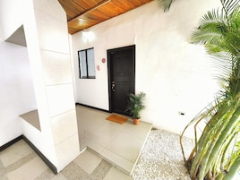 Apartamento família, 2 quartos, para não fumantes, cozinha | Roupas de cama premium, edredons de pluma, individualmente decorados