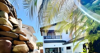 Casa com piscina em Acapulco Guarujá SP3