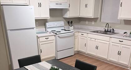 Superb 3-bedroom house with AC in Monroe