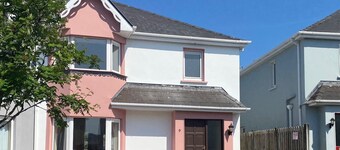 켄메어 타운의 편리하고 넓은 3 베드룸 홈