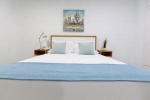 1 bedroom, iron/ironing board, bed sheets