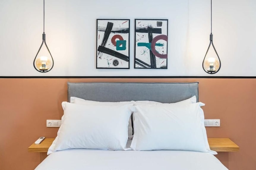 Mar25 #31 By Smart Cozy Suites - Ateena