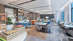 Frukost serveras