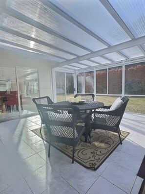 Outdoor dining