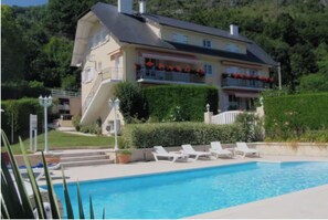 Pool - Pyrenean villa, view and pool (Ayzac-Ost)