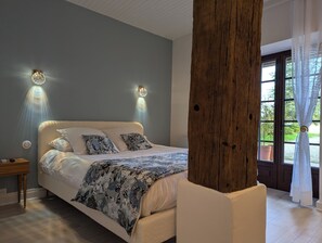 1 dormitorio, escritorio, wifi y ropa de cama
