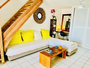 1 chambre, fer et planche à repasser, lit parapluie, Wi-Fi