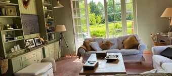 Beautiful vacation home 35 min from La Rochelle