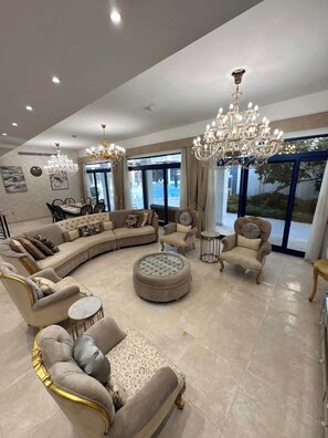 Fernseher, Arbeitsbereiche