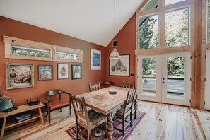 Huisje, 3 slaapkamers, terras | Dineerruimte