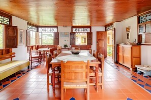 Superior House, Garden View | Dining