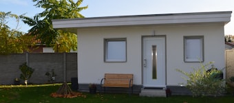 Charming guest house on the outskirts of Berlin