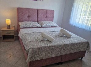 1 bedroom, Internet, bed sheets