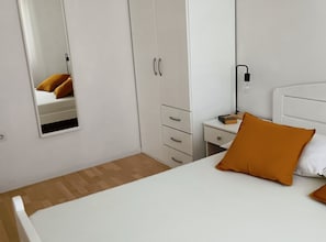 2 chambres, accès Internet, draps fournis