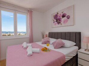 2 Schlafzimmer, Bügeleisen/Bügelbrett, Reisekinderbett, Internetzugang