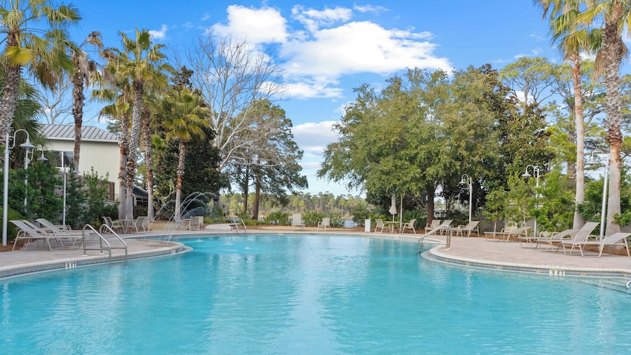 Near Inlet Beach Access&lake Powell, Pool, Patio Lounge G'day 30A by Avantstay