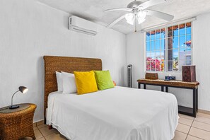 3 quartos, ferros/tábuas de passar roupa, acesso à internet