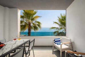 Outdoor dining - Paoma Middle Floor No.3 (Podstrana)