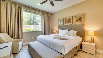4 bedrooms, iron/ironing board, travel cot, Internet