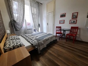 13 bedrooms, bed sheets