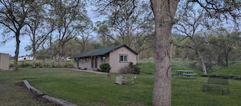 Squaw Valley Motel Room #7
