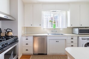 Microwave, oven, stovetop, dishwasher