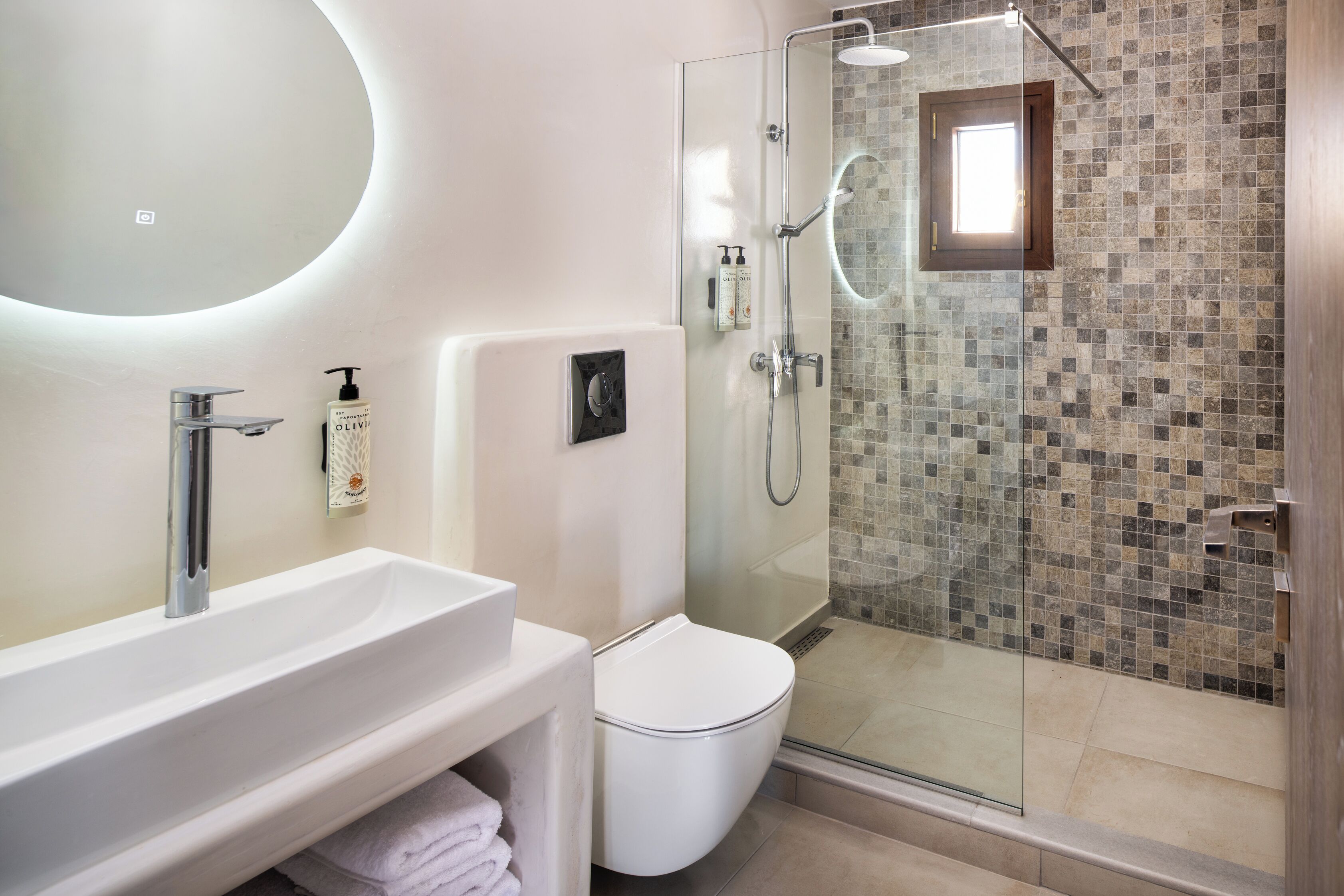 Photo - Santorinn Suites Fira