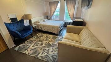 3 chambres, fer et planche Ă repasser, Wi-Fi, draps fournis