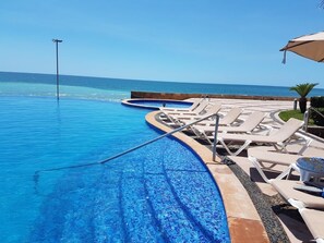 Pool - Full apartment in Gavias Grand ocean view (Mazatlán)