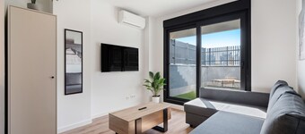 apartamento reformado con garaje y piscina de alquiler temporal