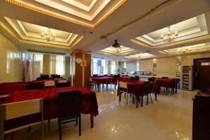 Restaurant - Xinguolv Hotel (Wenchuan)