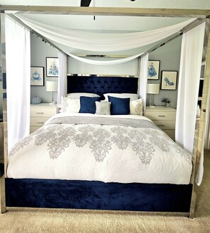 5 slaapkamers, een strijkplank/strijkijzer, reisbedje, wifi